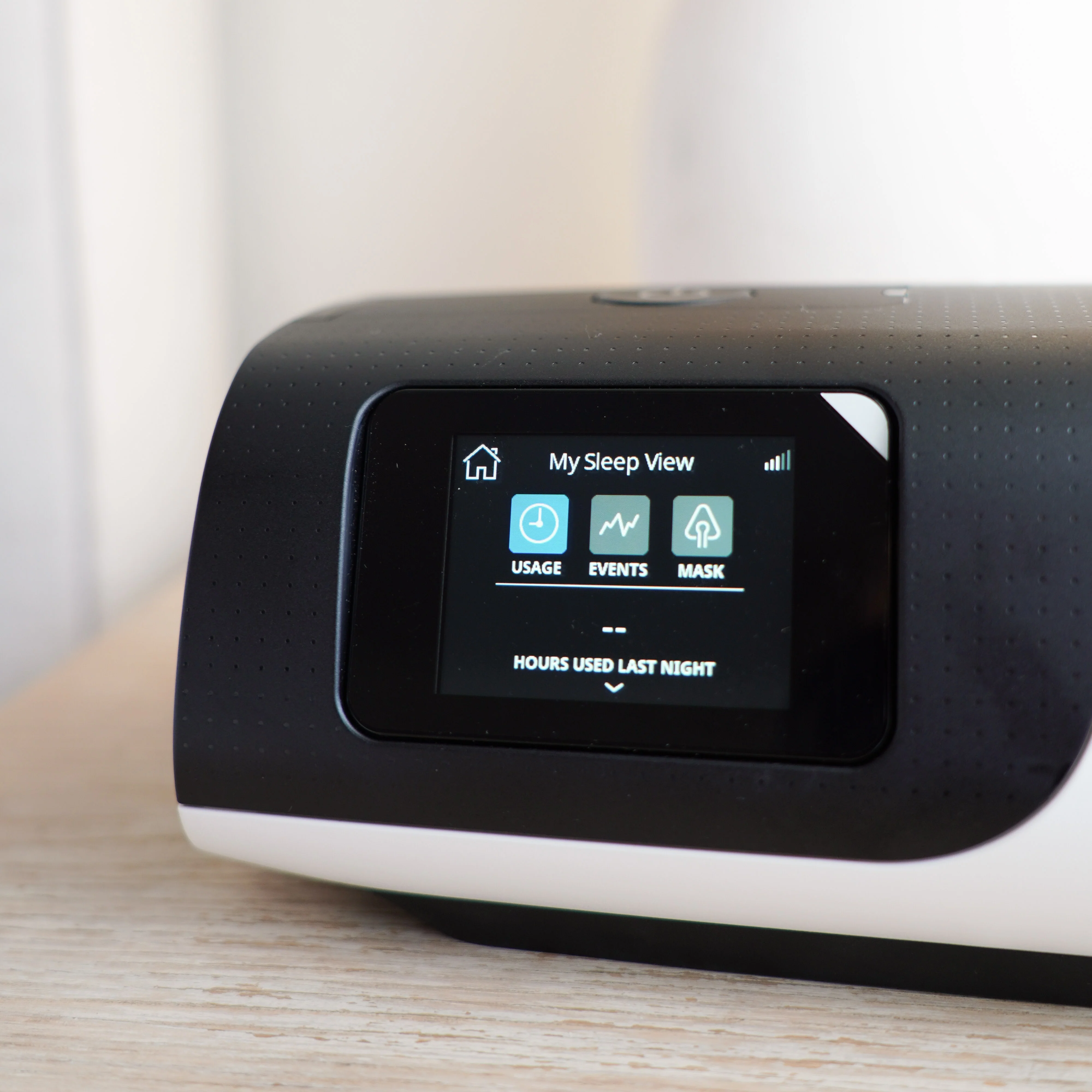ResMed AirSense 11 AutoSet CPAP Machine - Image 5